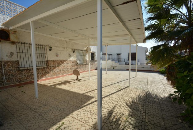 Resale - Chalet -
Guardamar del Segura - Costa Blanca