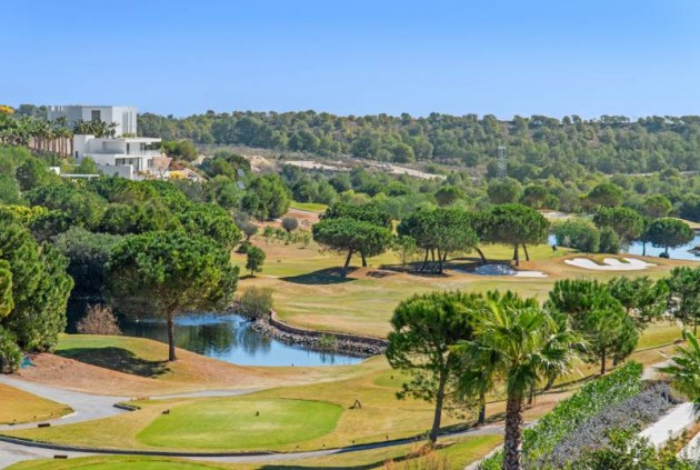 Aus zweiter Hand - Chalet -
Las Colinas Golf - Costa Blanca