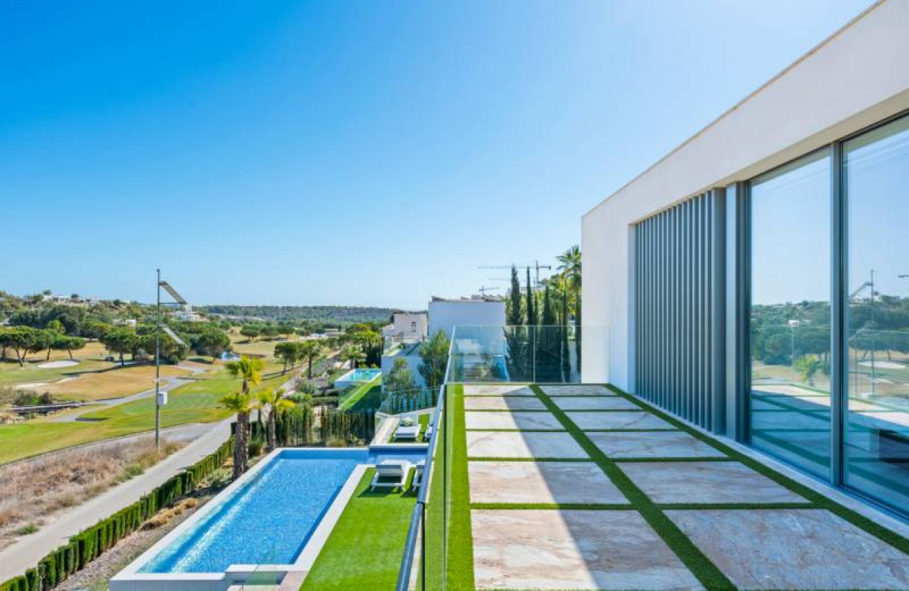 Aus zweiter Hand - Chalet -
Las Colinas Golf - Costa Blanca