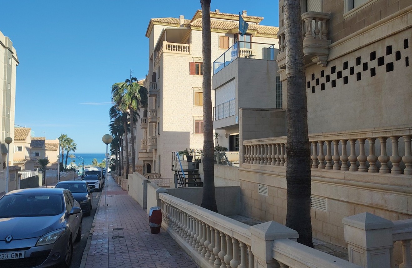 Tweedehands - Appartement / flat -
Guardamar del Segura - Costa Blanca