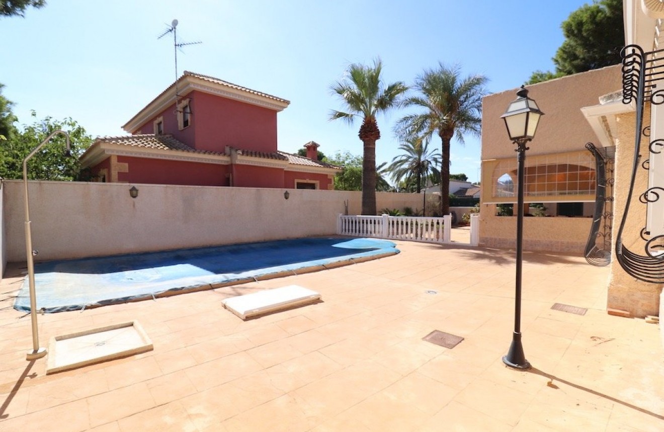 D'occasion - Chalet -
Orihuela Costa - Costa Blanca