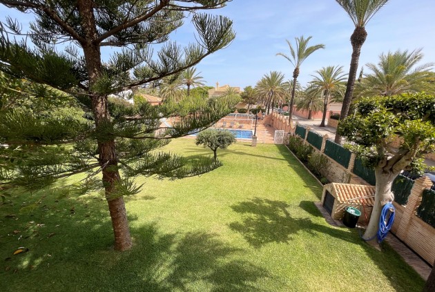 Z drugiej ręki - Szalet -
Orihuela Costa - Costa Blanca