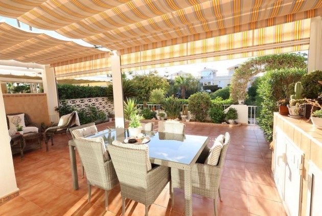 Resale - Chalet -
Guardamar del Segura - Costa Blanca