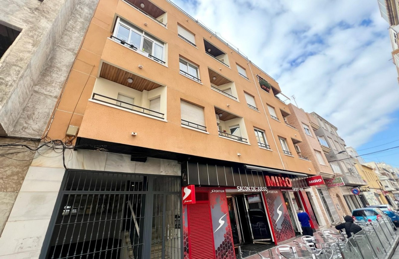 Lange Termijn Verhuur - Appartement / flat -
Torrevieja - Centro