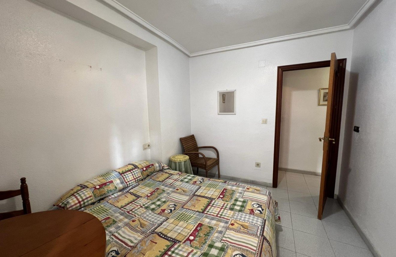 Aus zweiter Hand - Wohnung -
Torrevieja - Centro