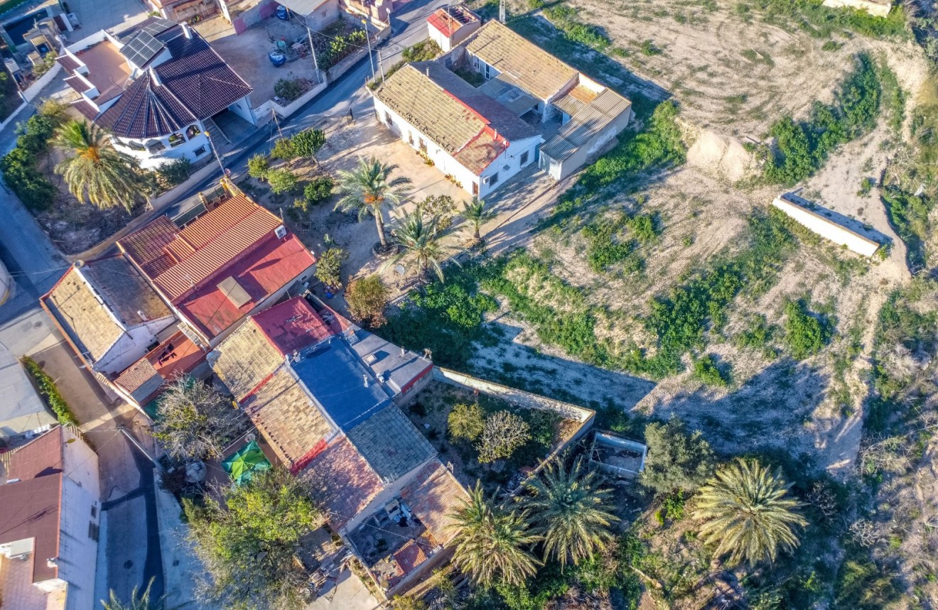 Z drugiej ręki - Casa de campo -
Alicante - Raiguero de Bonanza