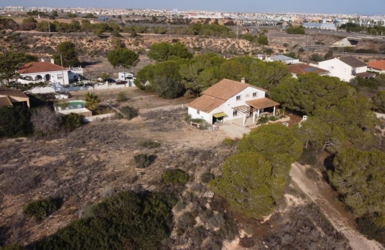 Segunda mano - Chalet -
Orihuela Costa - Costa Blanca