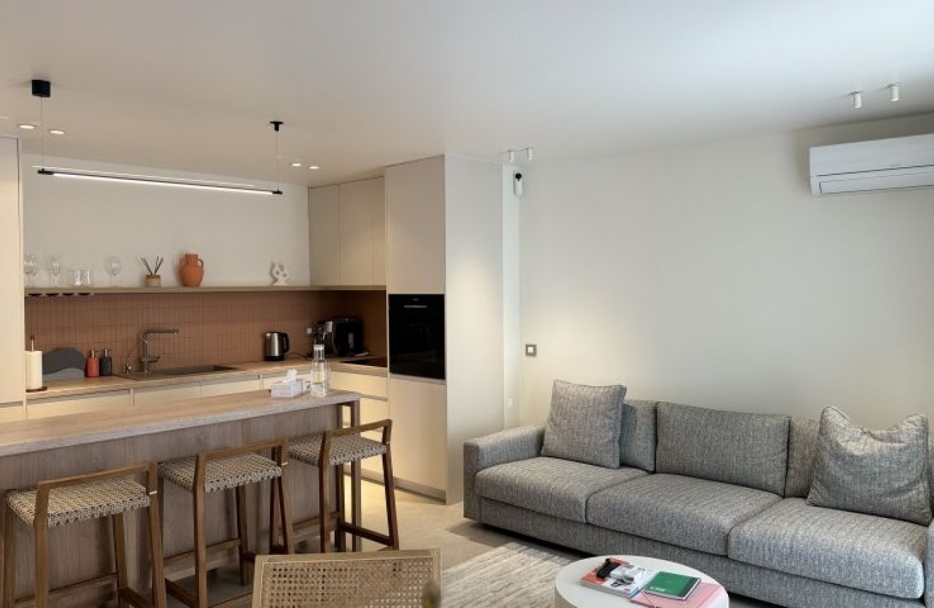 Resale - Apartment / flat -
Torrevieja - Costa Blanca