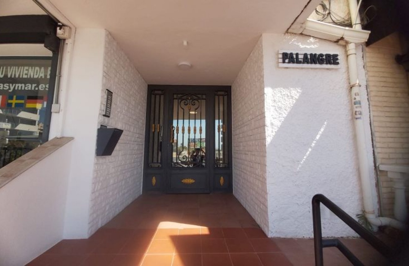 Resale - Apartment / flat -
Torrevieja - Costa Blanca