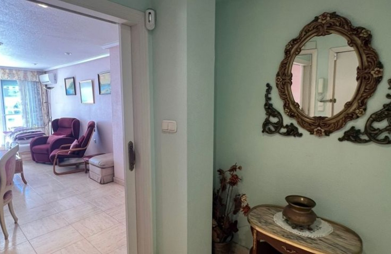 Resale - Apartment / flat -
Torrevieja - Costa Blanca