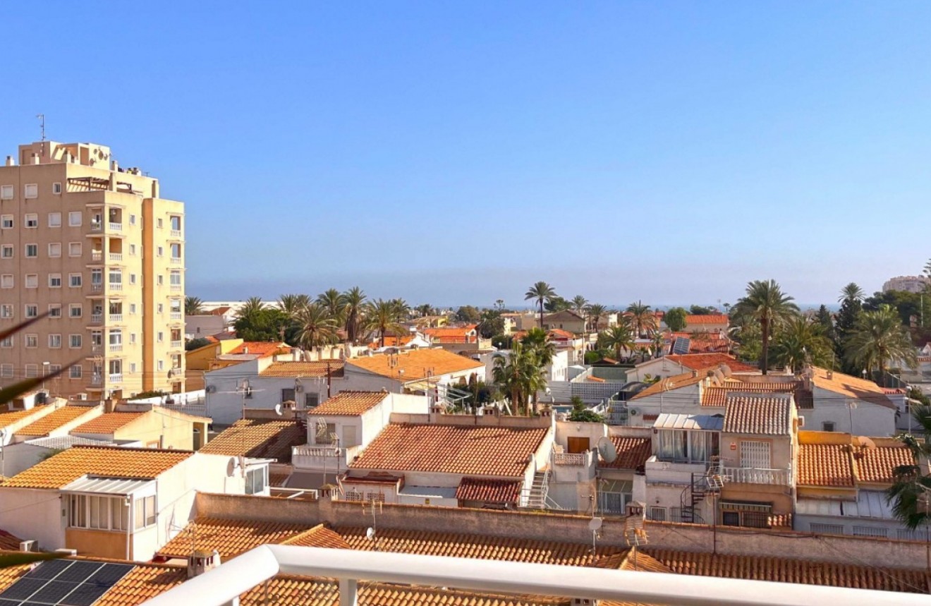 Resale - Apartment / flat -
Torrevieja - Costa Blanca