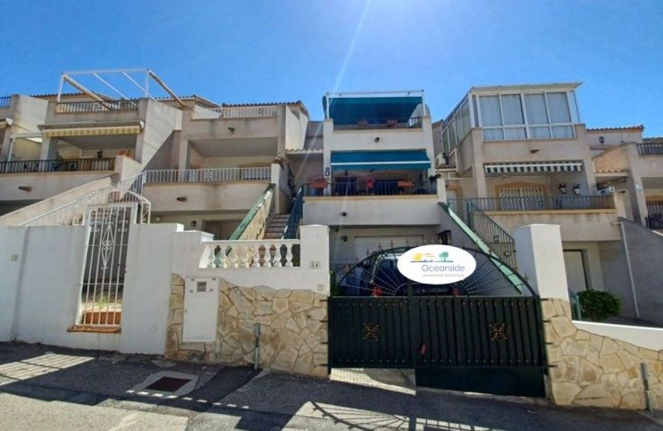 Segunda mano - Chalet -
Orihuela Costa - Costa Blanca