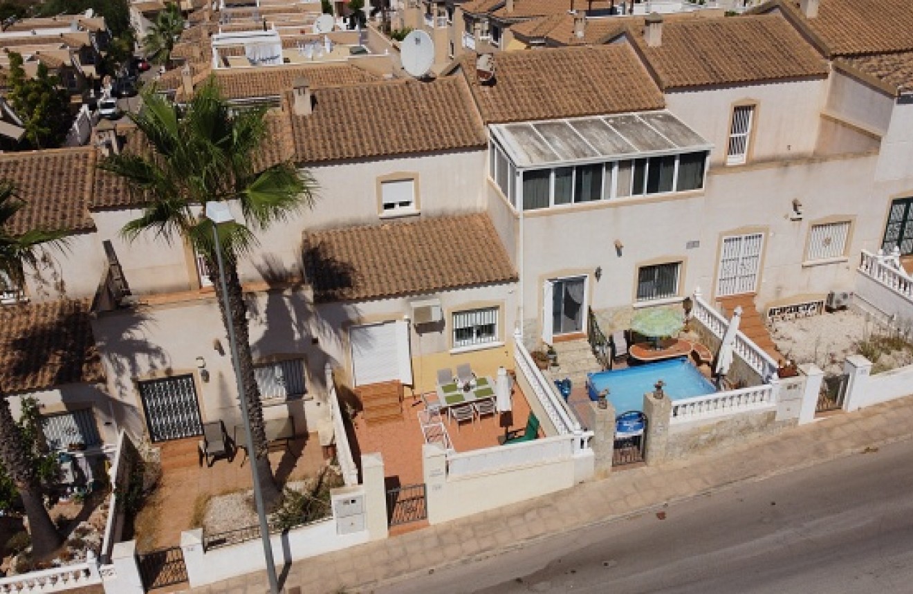 Segunda mano - Chalet -
Orihuela Costa - Costa Blanca