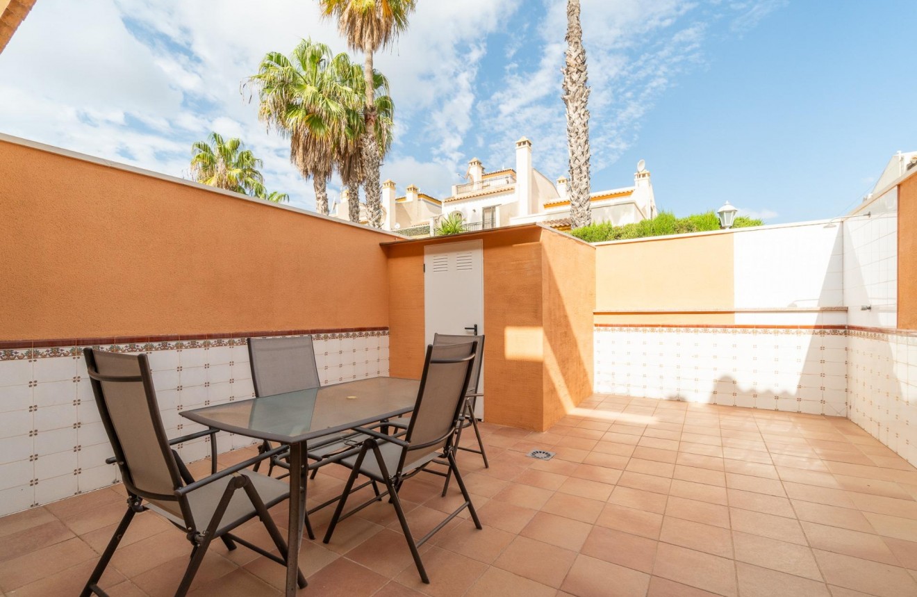 Tweedehands - Appartement / flat -
Orihuela Costa - Los Dolses