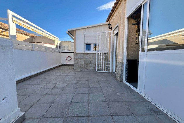 Resale - Chalet -
Torrevieja - El chaparral