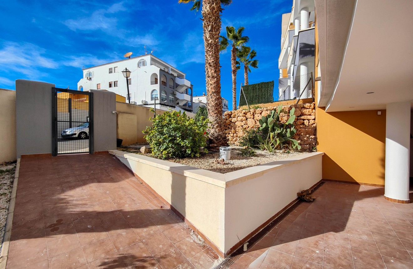 Aus zweiter Hand - Wohnung -
Orihuela Costa - Costa Blanca