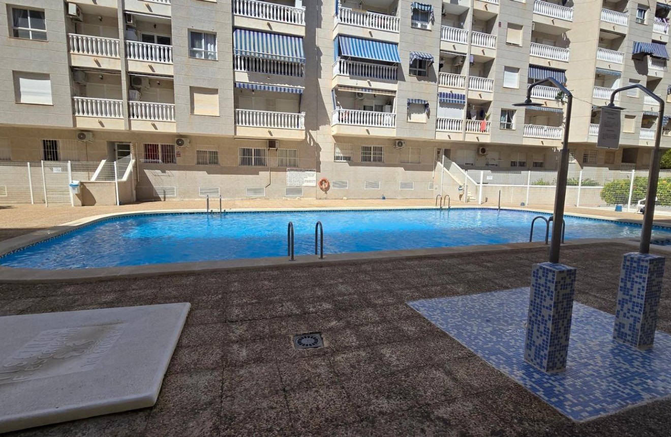 Aus zweiter Hand - Wohnung -
Torrevieja - Centro