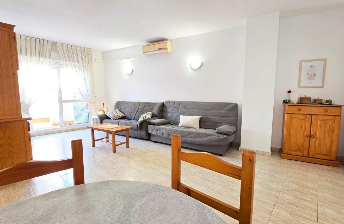 Aus zweiter Hand - Wohnung -
Torrevieja - Centro