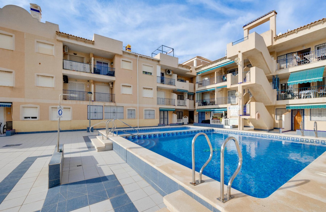 Resale - Apartment / flat -
Torrevieja - Costa Blanca