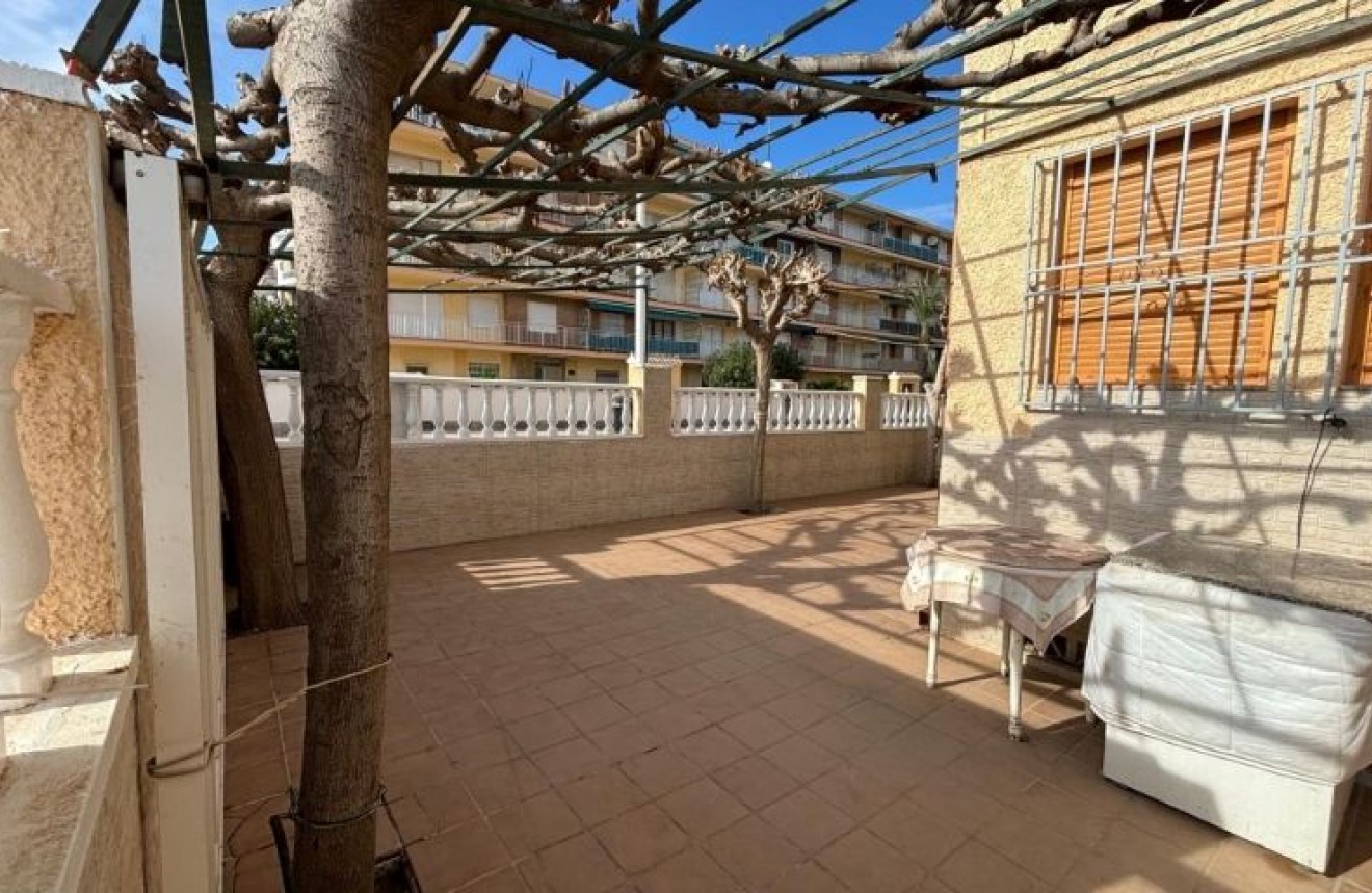 Segunda mano - Bungalow -
Torrevieja - Costa Blanca