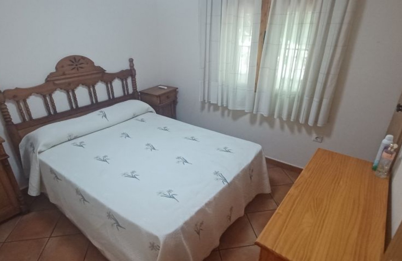 Segunda mano - Bungalow -
Torrevieja - Costa Blanca