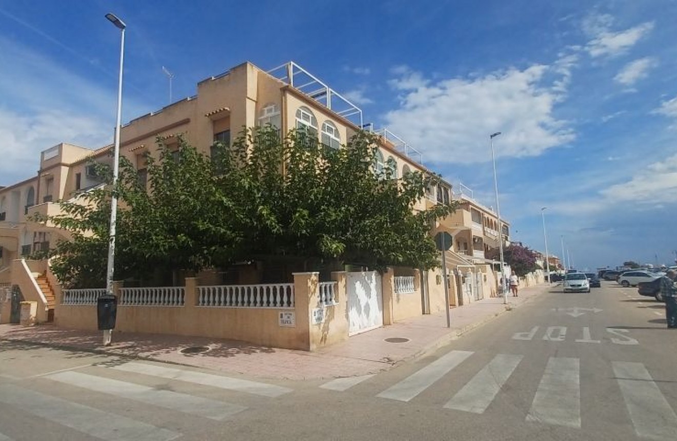 Segunda mano - Bungalow -
Torrevieja - Costa Blanca