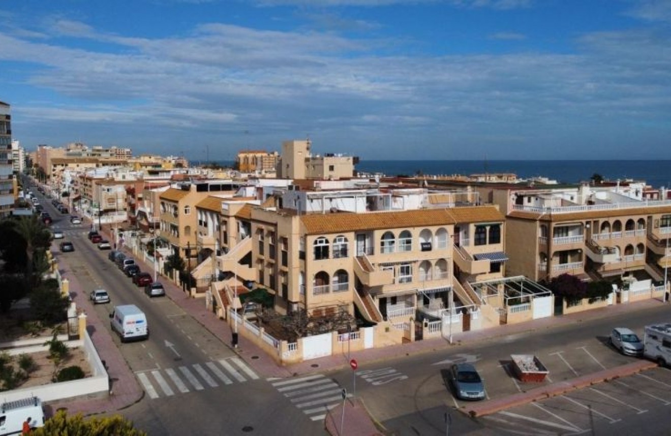 Segunda mano - Bungalow -
Torrevieja - Costa Blanca