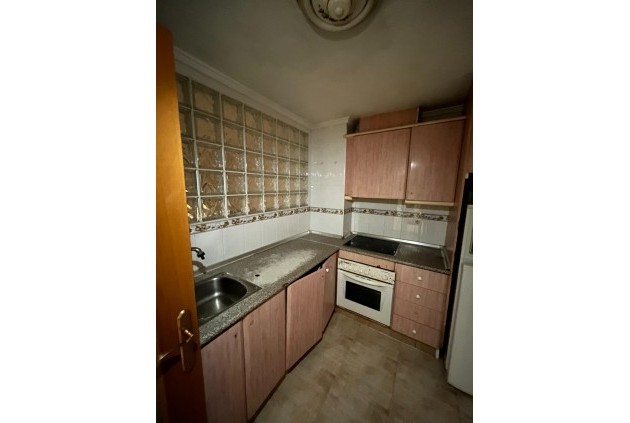 Resale - Apartment / flat -
Torrevieja - Playa del Cura