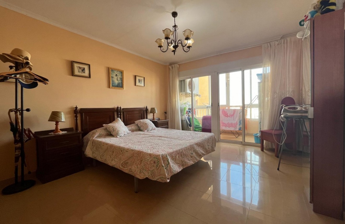 Segunda mano - Apartamento / piso -
Torrevieja - Playa del Cura