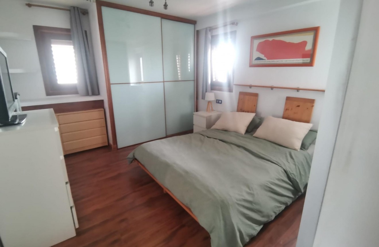 Tweedehands - Appartement / flat -
Torrevieja - La veleta