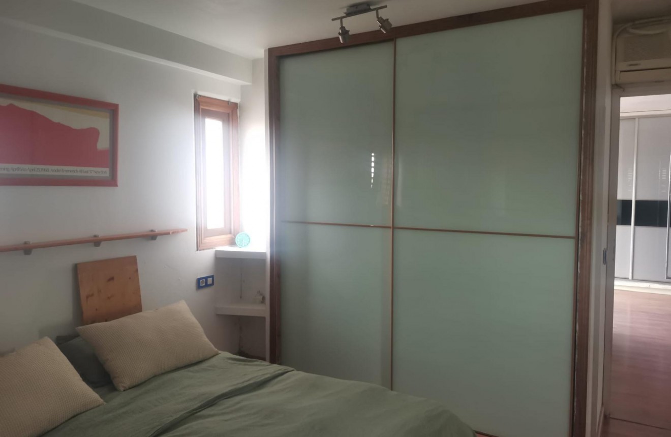 Tweedehands - Appartement / flat -
Torrevieja - La veleta