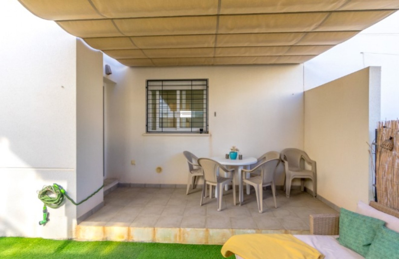 D'occasion - Bungalow -
Torrevieja - Costa Blanca