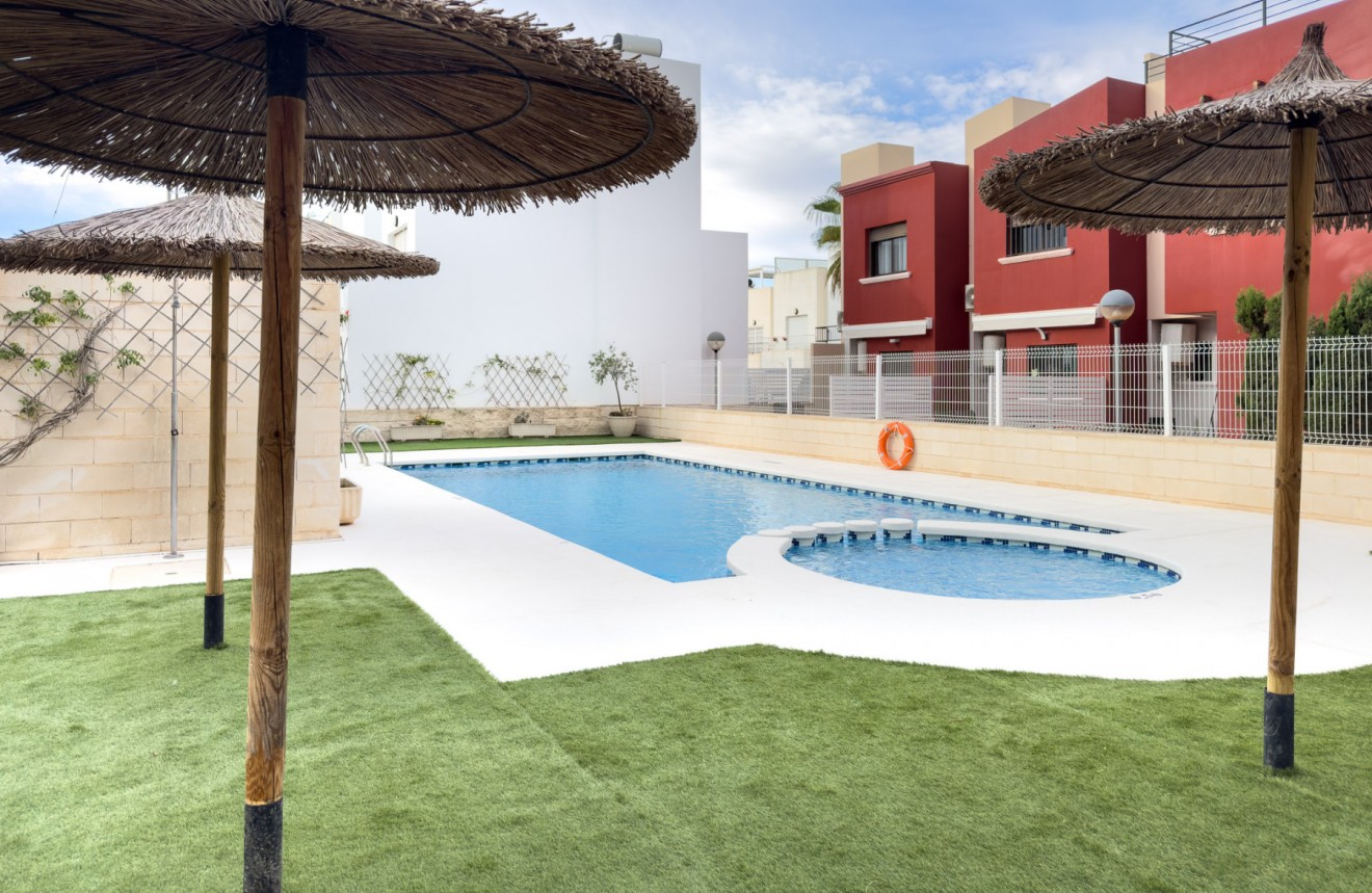 Segunda mano - Chalet -
Torrevieja - Costa Blanca