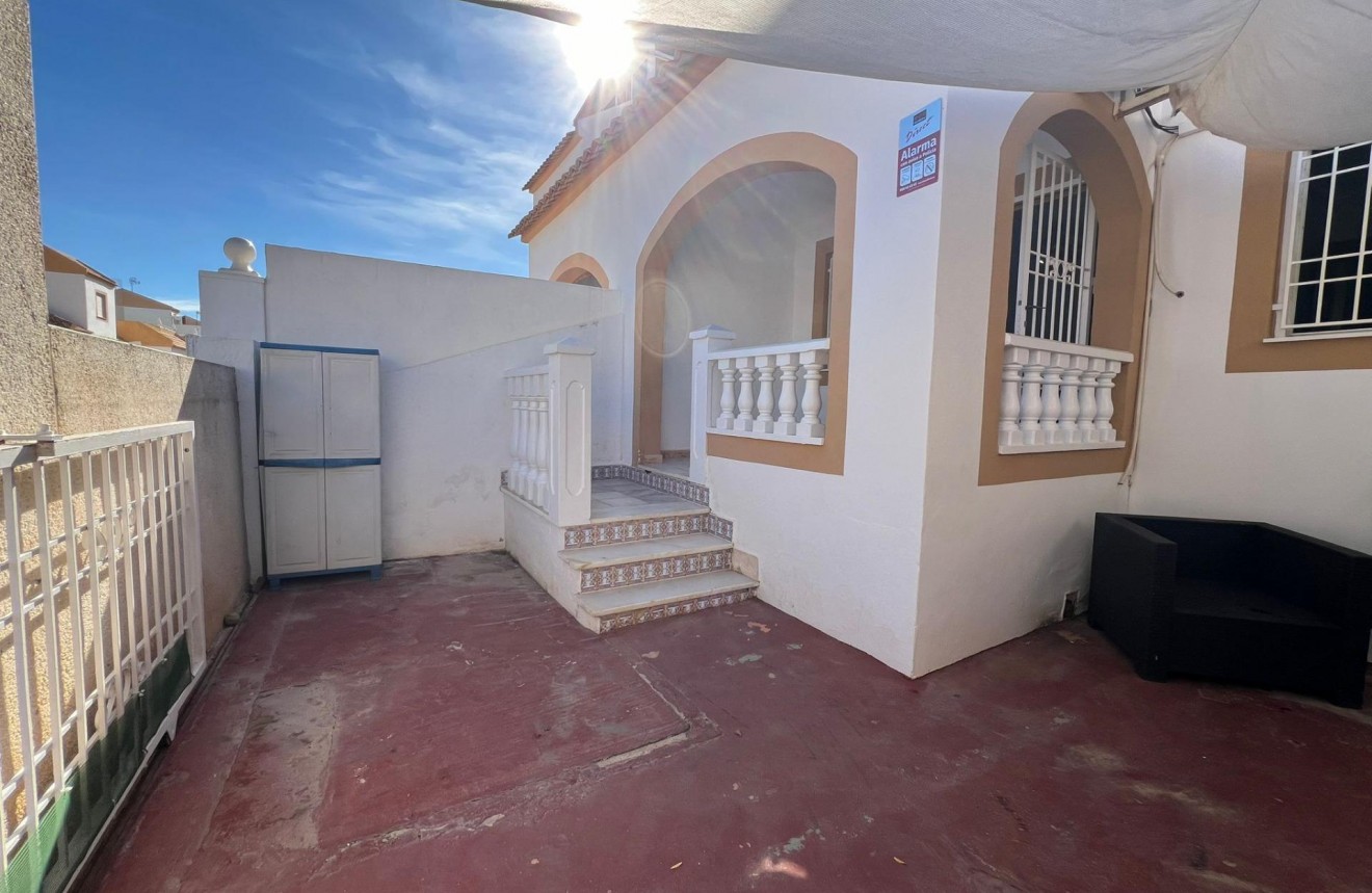 Aus zweiter Hand - Bungalow -
Torrevieja - Torretas