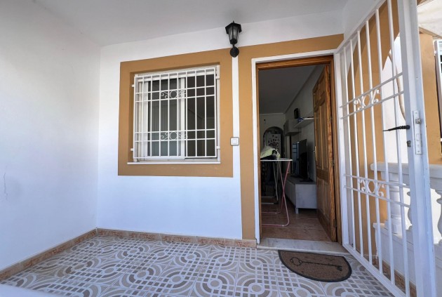 Aus zweiter Hand - Bungalow -
Torrevieja - Torretas