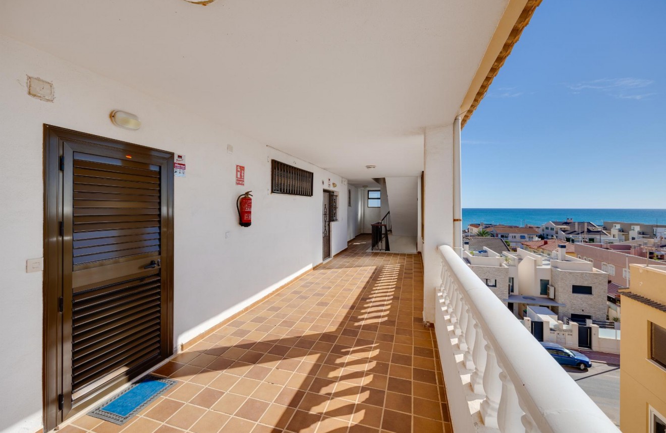 Resale - Apartment / flat -
Torrevieja - Costa Blanca