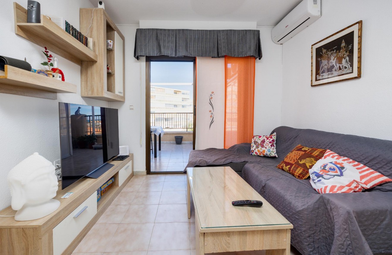 Resale - Apartment / flat -
Torrevieja - Costa Blanca