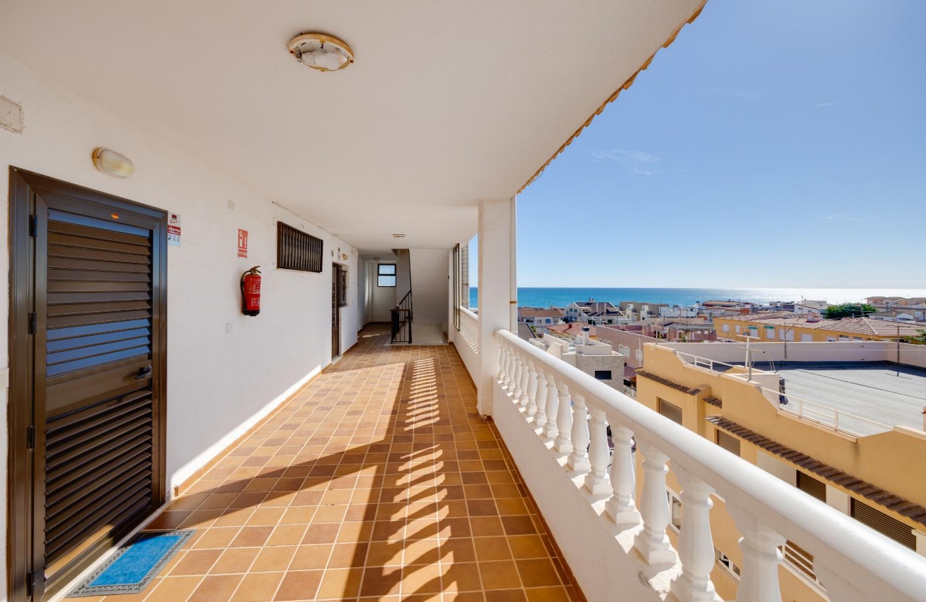 Resale - Apartment / flat -
Torrevieja - Costa Blanca