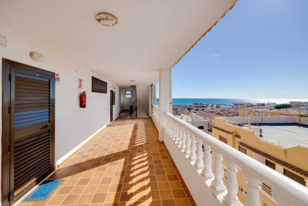 Resale - Apartment / flat -
Torrevieja - Costa Blanca