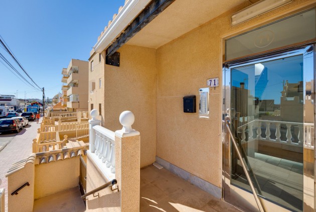 Resale - Apartment / flat -
Torrevieja - Costa Blanca