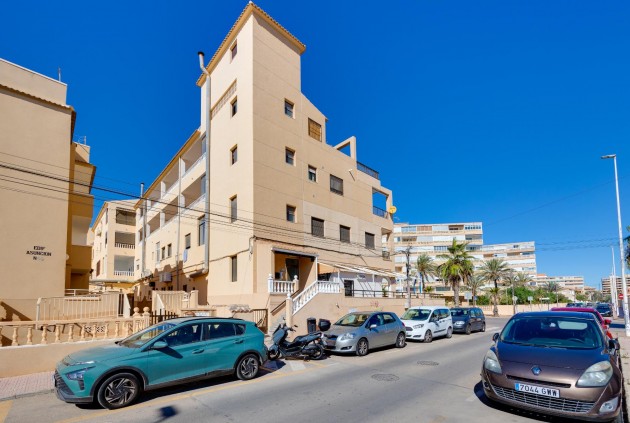 Resale - Apartment / flat -
Torrevieja - Costa Blanca