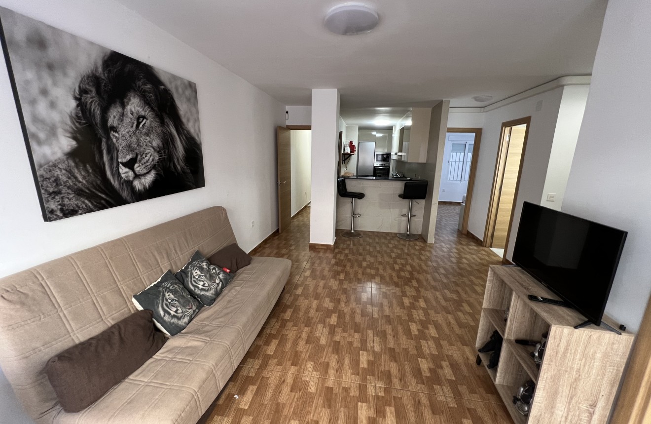 Resale - Apartment / flat -
Torrevieja - Costa Blanca