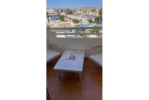 Tweedehands - Appartement / flat -
Orihuela Costa - Campoamor