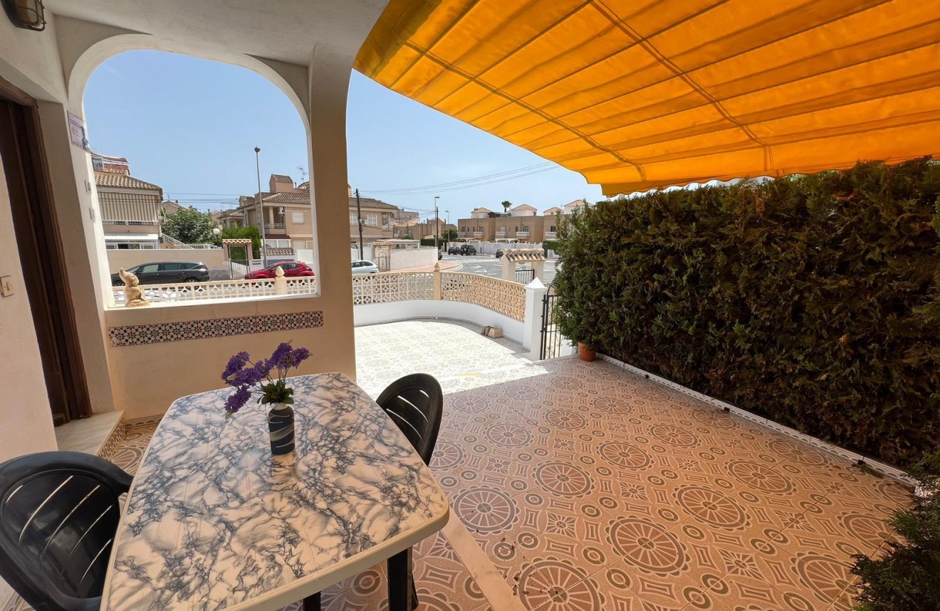 Aus zweiter Hand - Bungalow -
Torrevieja - Torreblanca