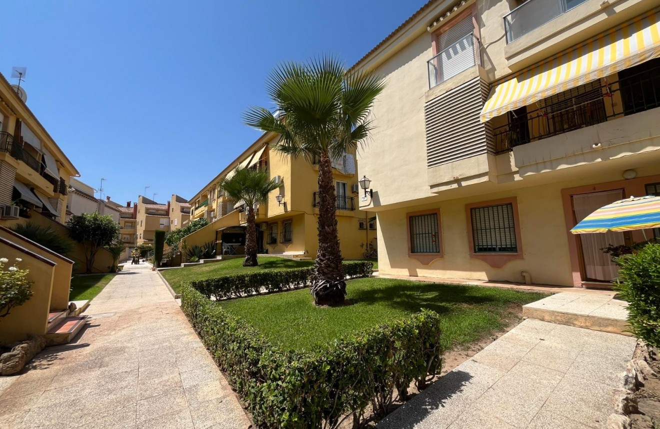 Aus zweiter Hand - Wohnung -
Torrevieja - Costa Blanca