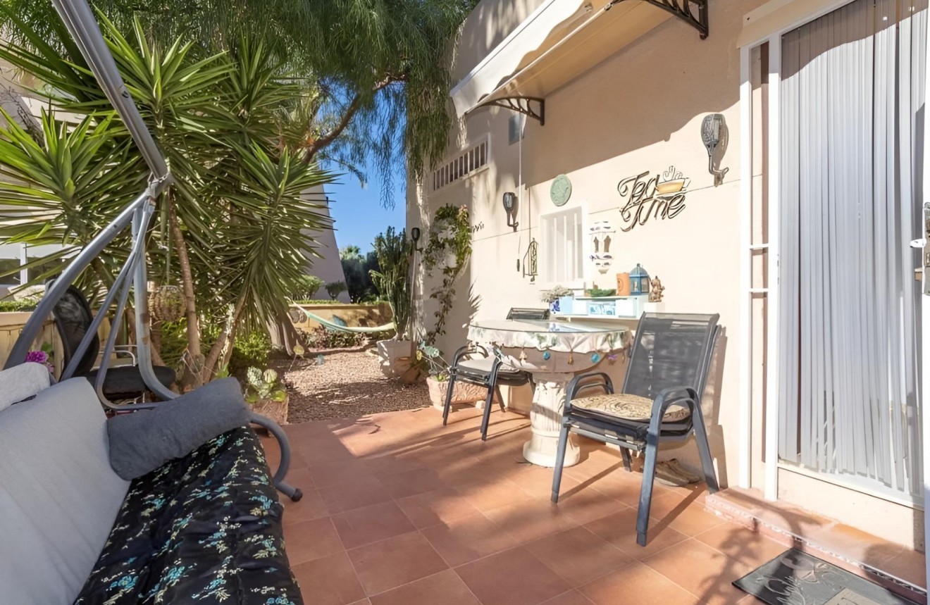 Segunda mano - Chalet -
Torrevieja - Torreblanca