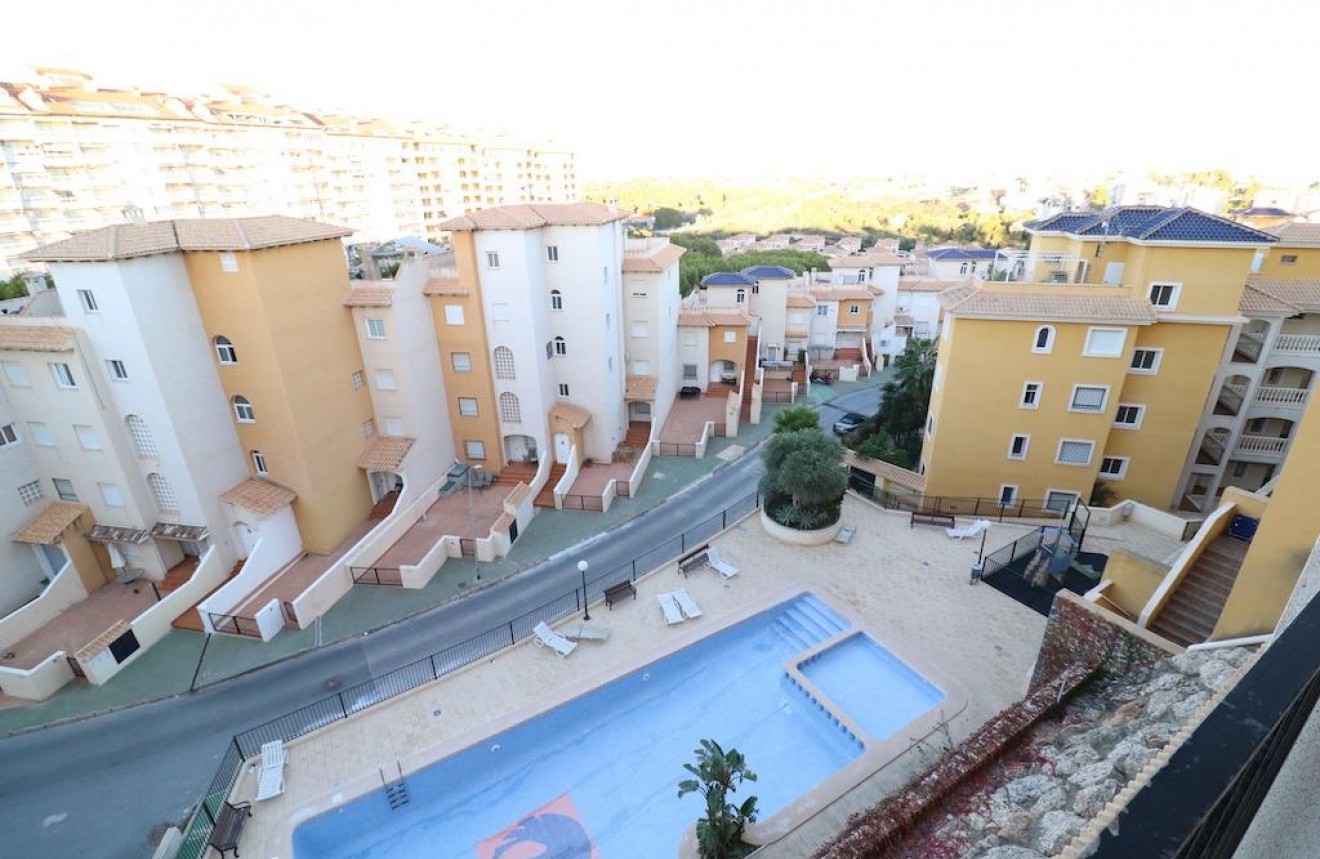 Aus zweiter Hand - Penthouse -
Orihuela Costa - Costa Blanca