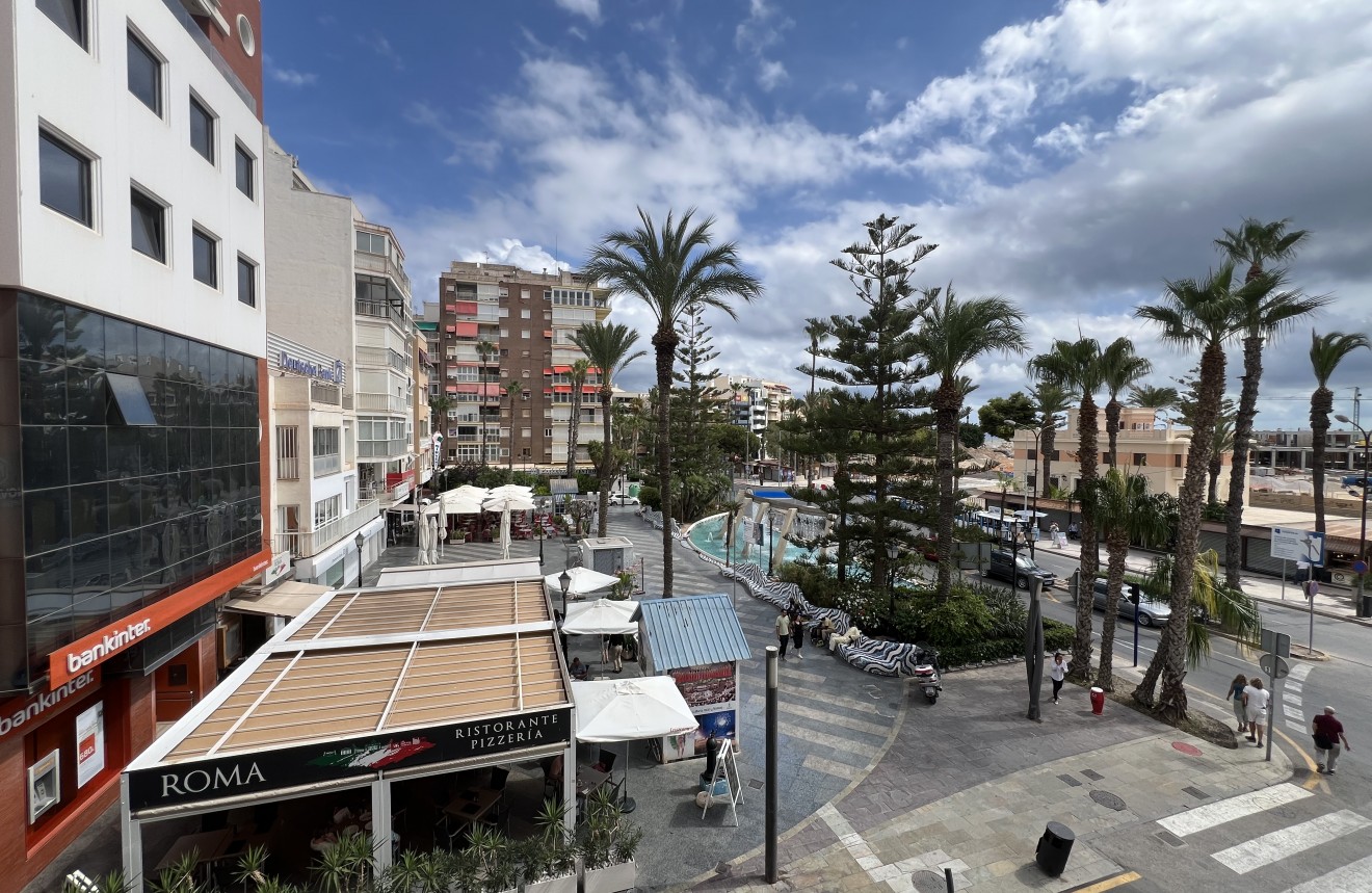 Tweedehands - Appartement / flat -
Torrevieja - Costa Blanca