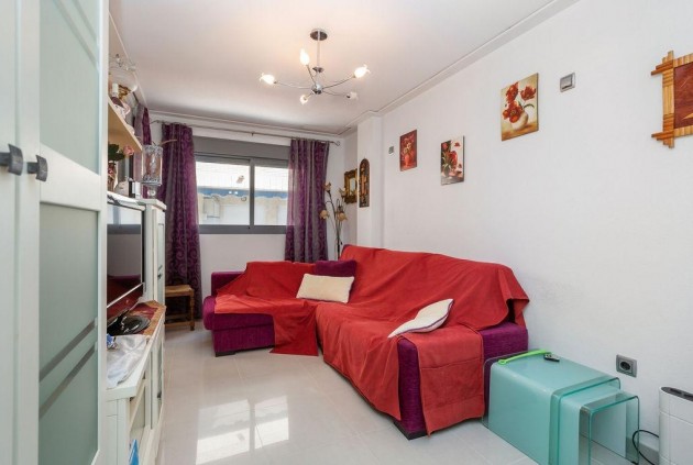 Resale - Apartment / flat -
Torrevieja - La Mata