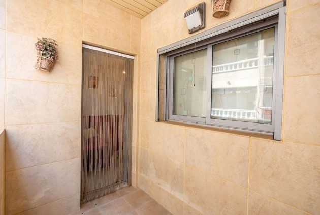 Resale - Apartment / flat -
Torrevieja - La Mata